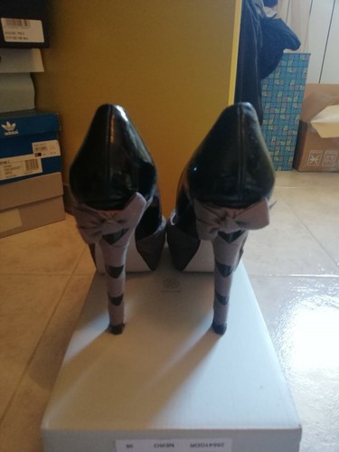 Scarpe decolte chiuse nere e - nere,